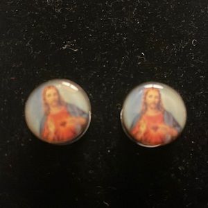 Sacred heart of Jesus expanders